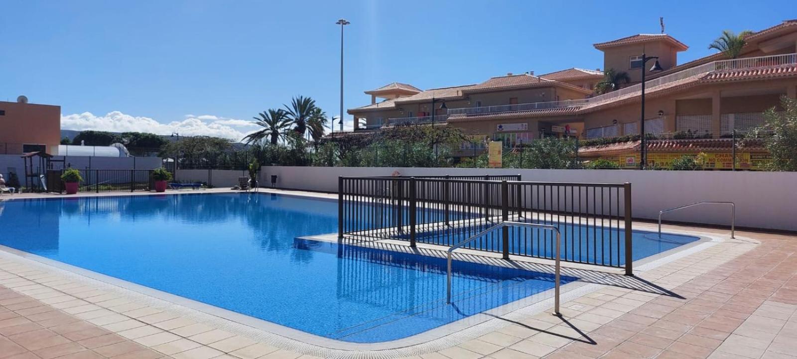 Firstline Apartment Los Cristianos 아로나 외부 사진