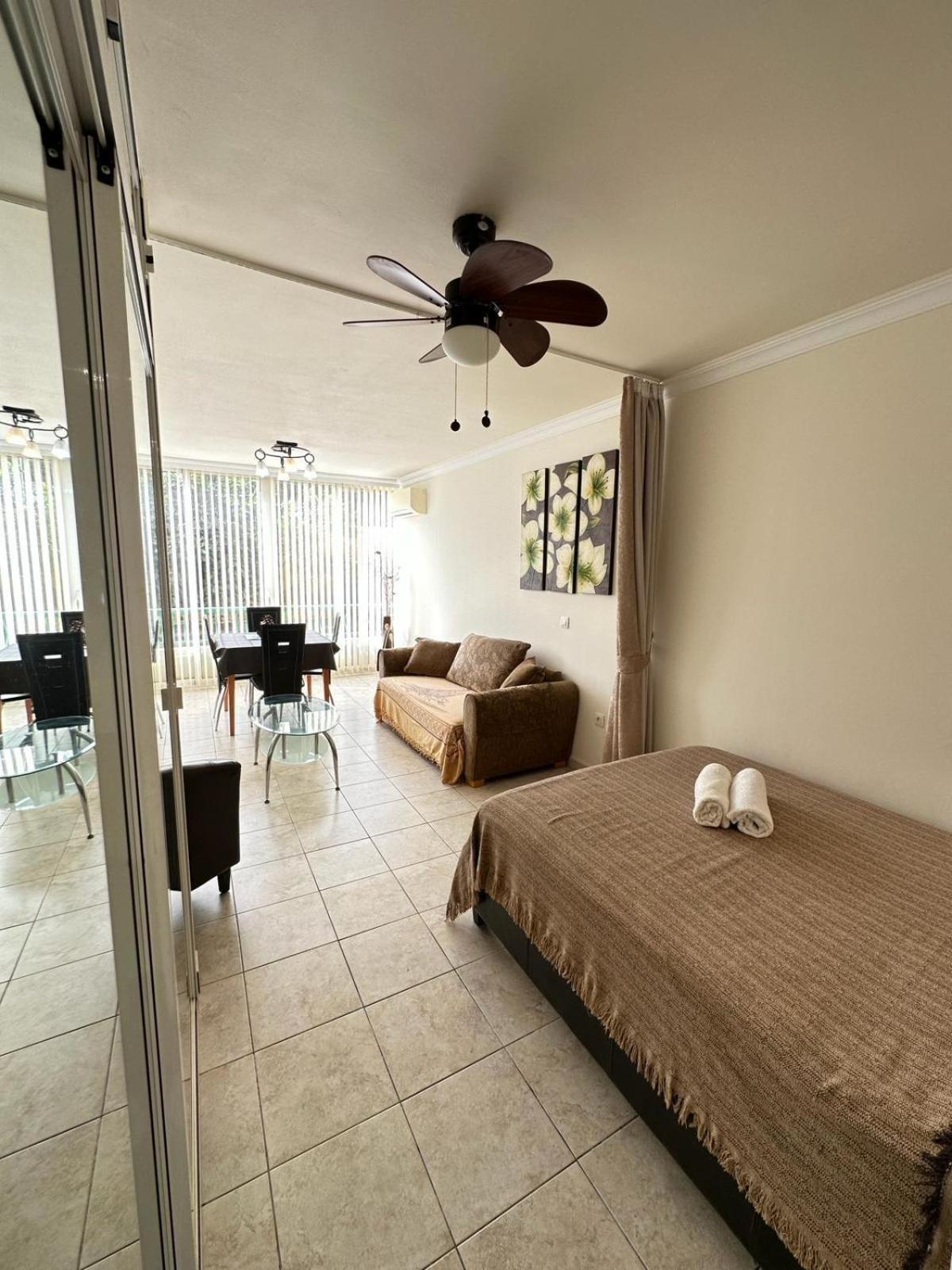 Firstline Apartment Los Cristianos 아로나 외부 사진