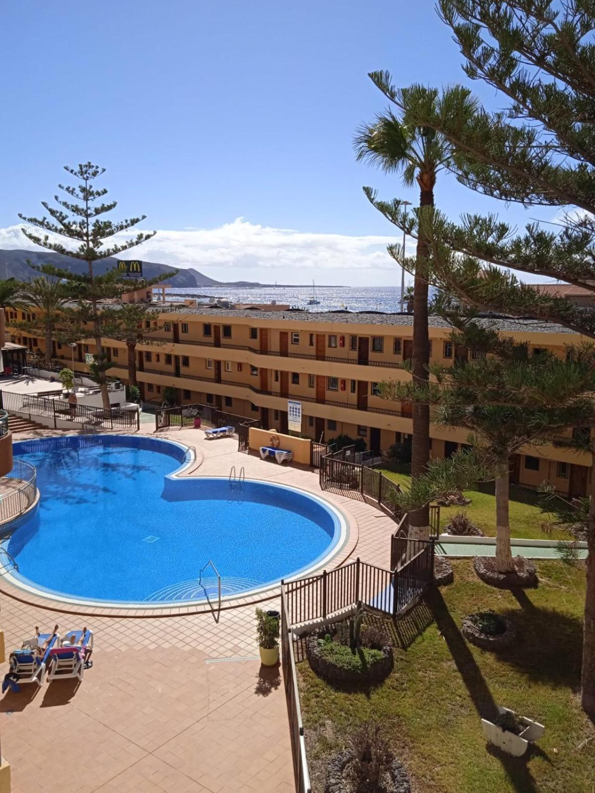 Firstline Apartment Los Cristianos 아로나 외부 사진
