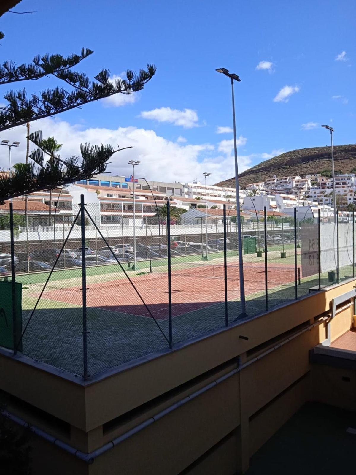 Firstline Apartment Los Cristianos 아로나 외부 사진