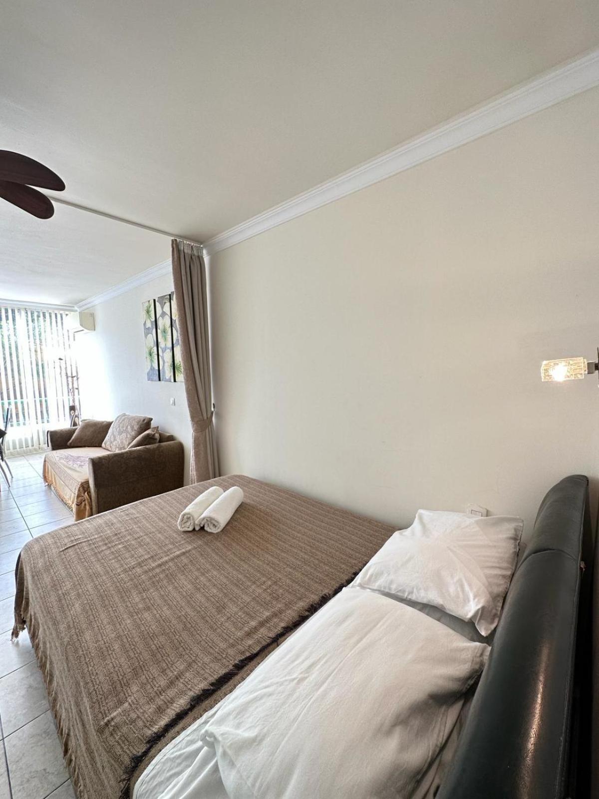 Firstline Apartment Los Cristianos 아로나 외부 사진